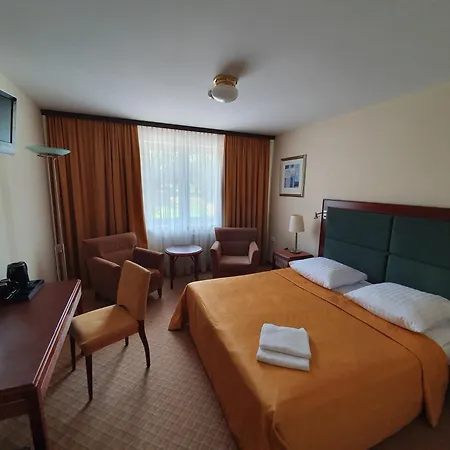 Dwór Zielone Wzgórza * Bukowno (Czestochowa)