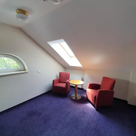 Hotel Dwór Zielone Wzgórza